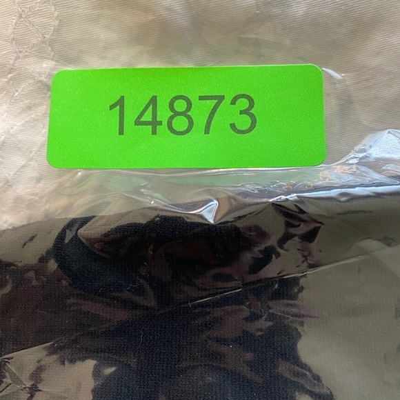 White House Black Market Women's Black Legging Stretch Dress Pants Size Medium - Picture 10 of 10